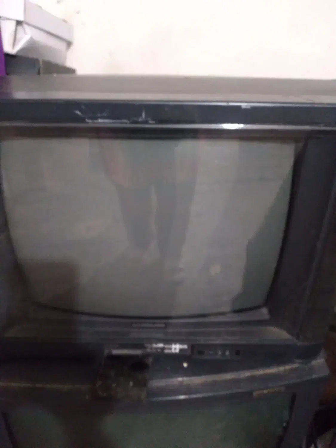 تلویزیون رنگی قدیمی دوتا یکی شهاب بزرگ یکی سامسونگ|تلویزیون و پروژکتور|رشت, اسماعیل آباد|دیوار