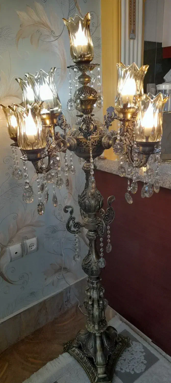 آباژور ایستاده دوعدد|چراغ خواب و آباژور|تربت‌حیدریه, کلاته توکلی|دیوار