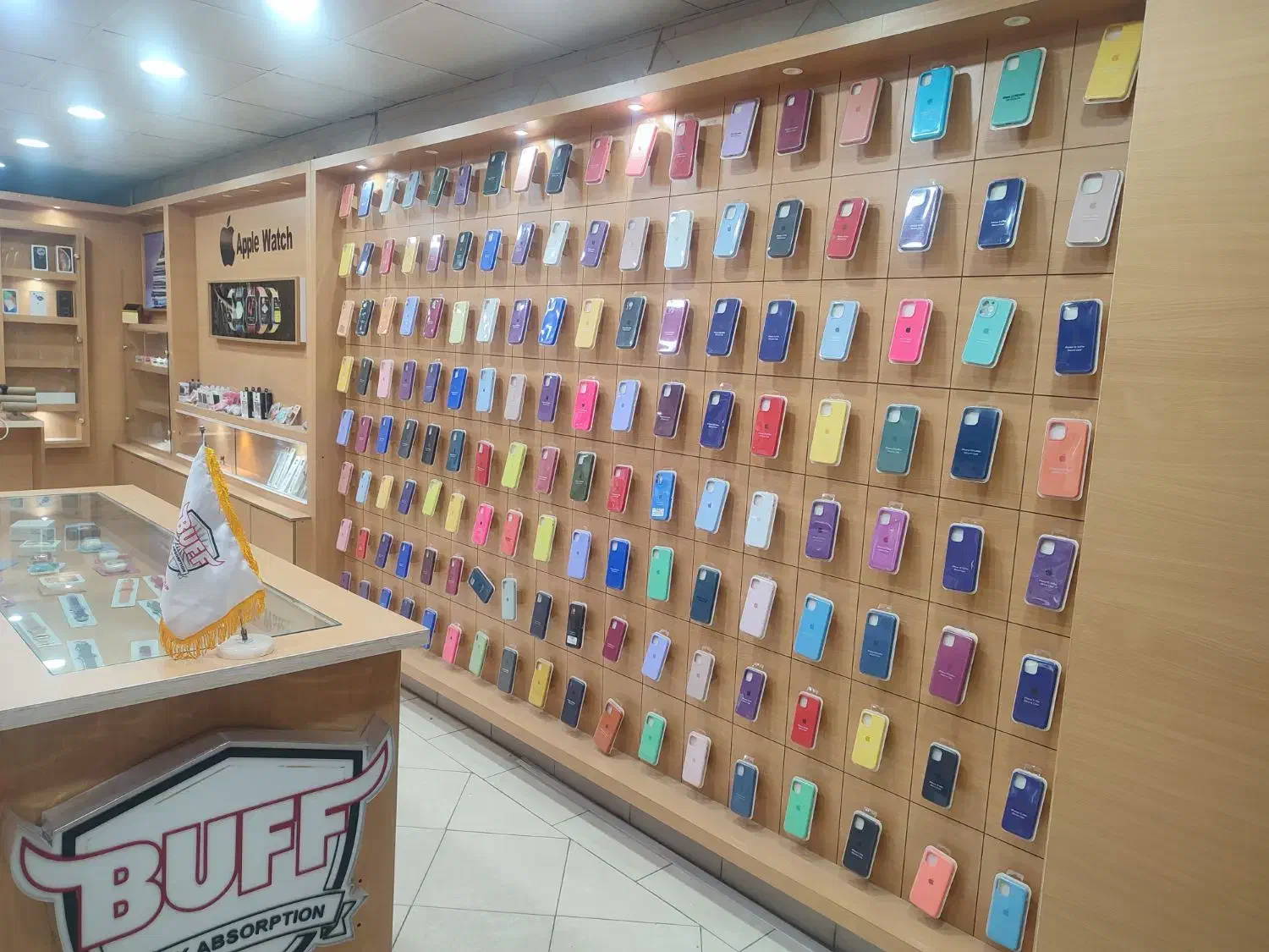 دکور مغازه موبایل با لوازم اداری|فروشگاه و مغازه|تهران, هلال احمر|دیوار