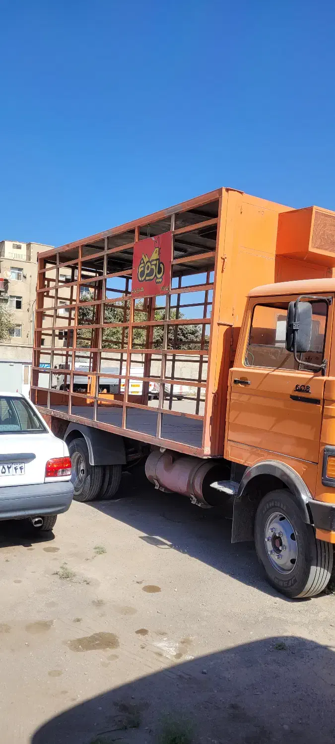 اتاق مرغی خاور|خودرو سنگین|رباطکریم, رباطکریم|دیوار