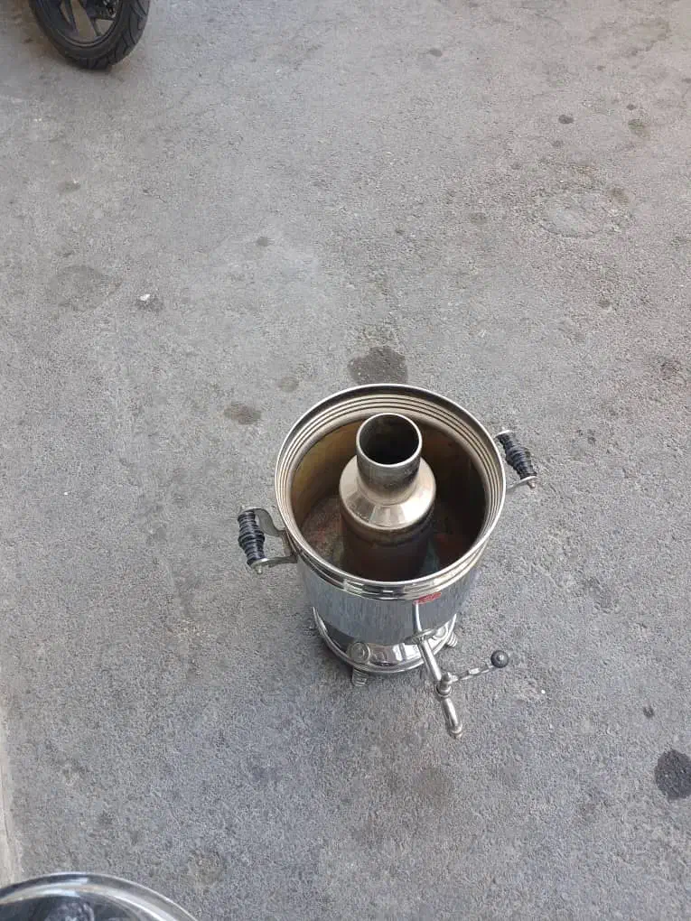 سماور 12 لیتری پایه نفتی امین نسب تبریز|سماور، چای‌ساز، قهوه‌ساز|قدس, شهر‌قدس|دیوار