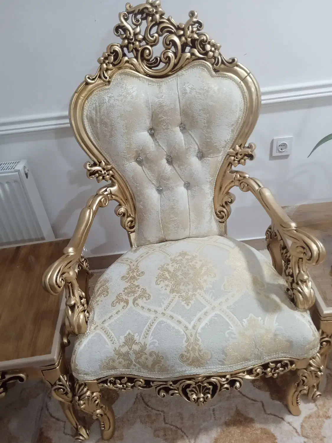 مبل کلاسیک نه نفره مدل افسون|مبلمان خانگی و میز عسلی|سقز, |دیوار