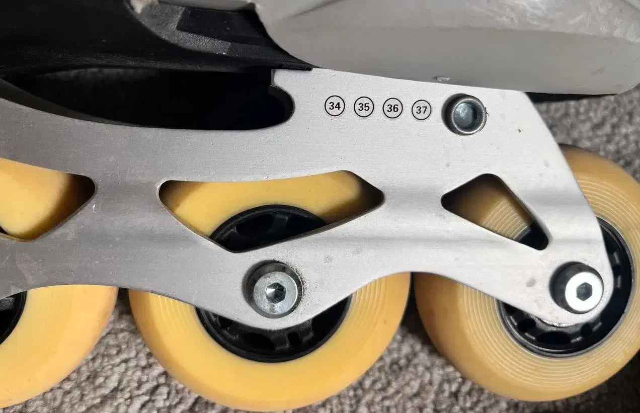 کفش اسکیت، سایز ۳۴ تا ۳۷|دوچرخه، اسکیت، اسکوتر|قائمشهر, |دیوار