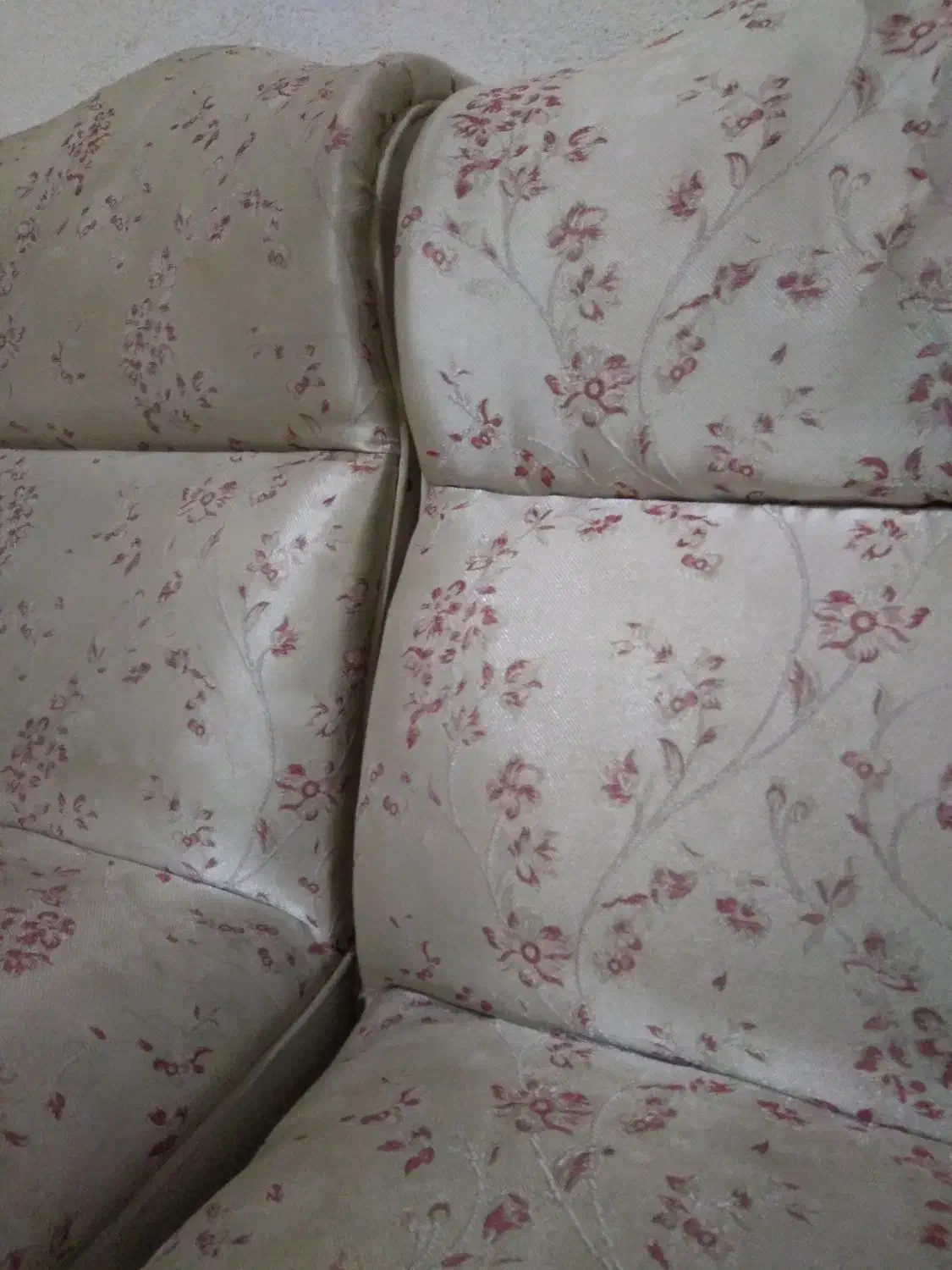 با ۷۰۰ تومن مبل بخر|مبلمان خانگی و میز عسلی|رشت, نامجو|دیوار