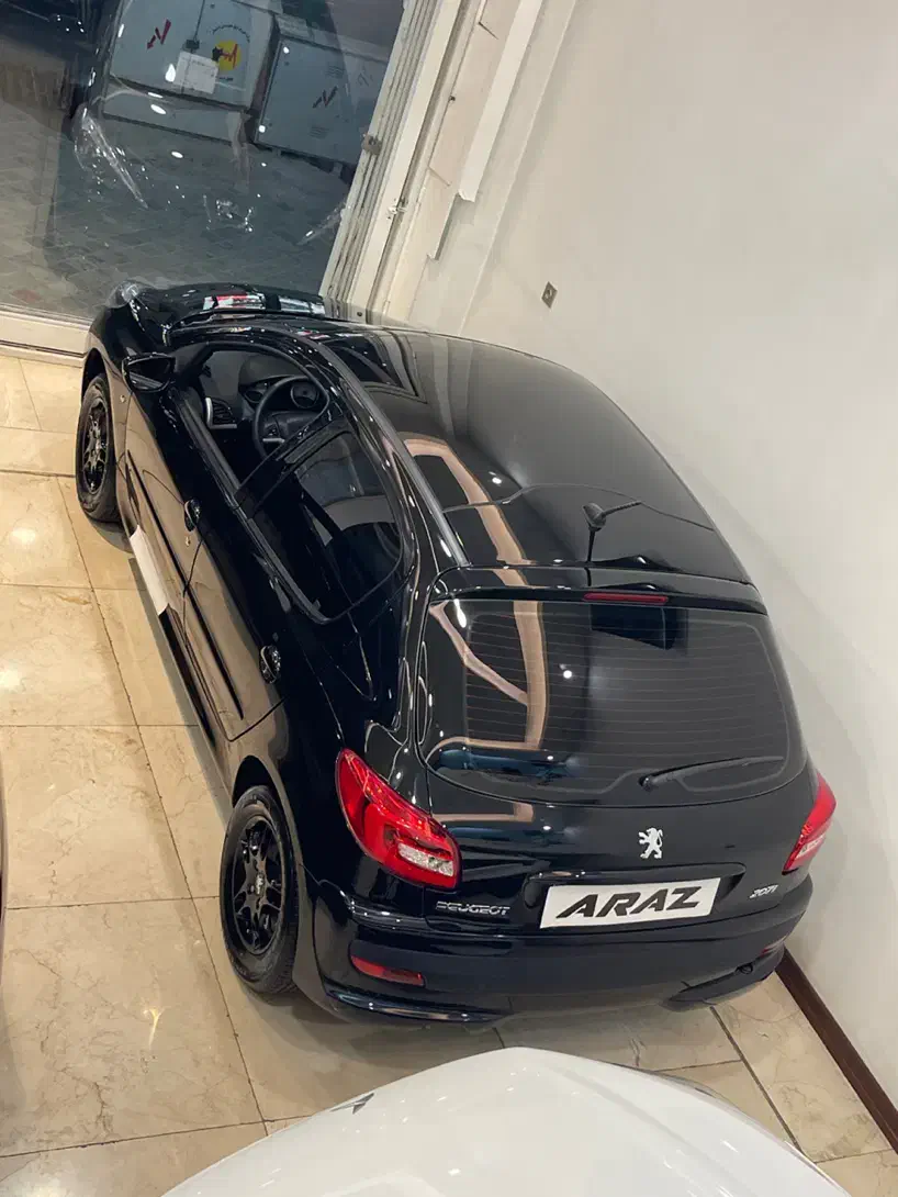 پژو ۲۰۷ پانا دنده ۱۴۰۳|خودرو سواری و وانت|اصفهان, شاهزاده ابراهیم|دیوار