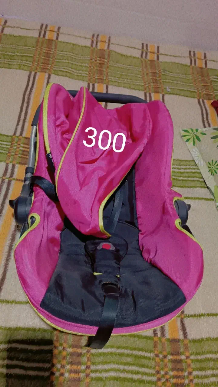 کریر|کالسکه و لوازم جانبی|نیشابور, گنبد سبز|دیوار