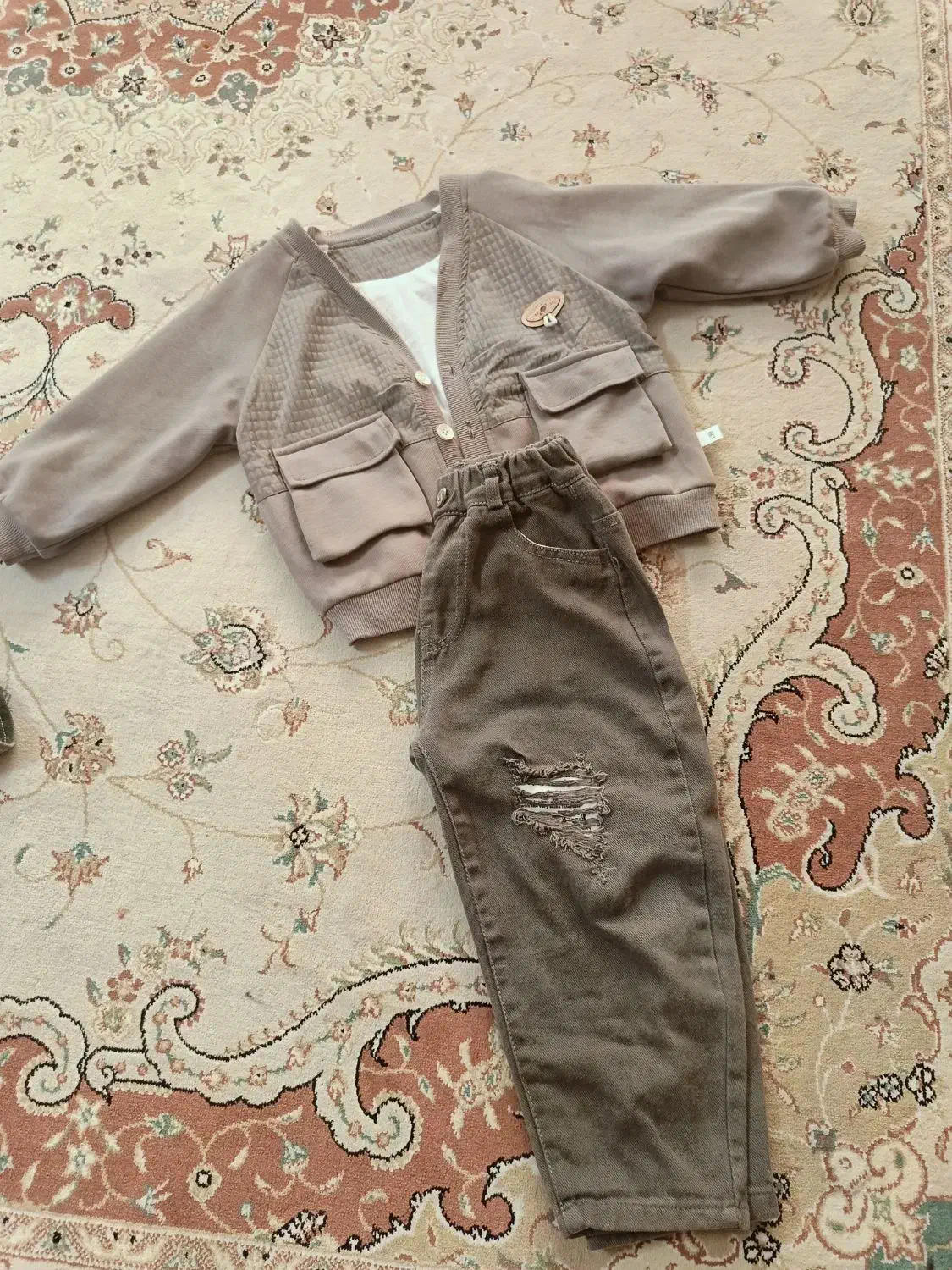 لباس پسرانه|لباس|مشهد, چهنو|دیوار