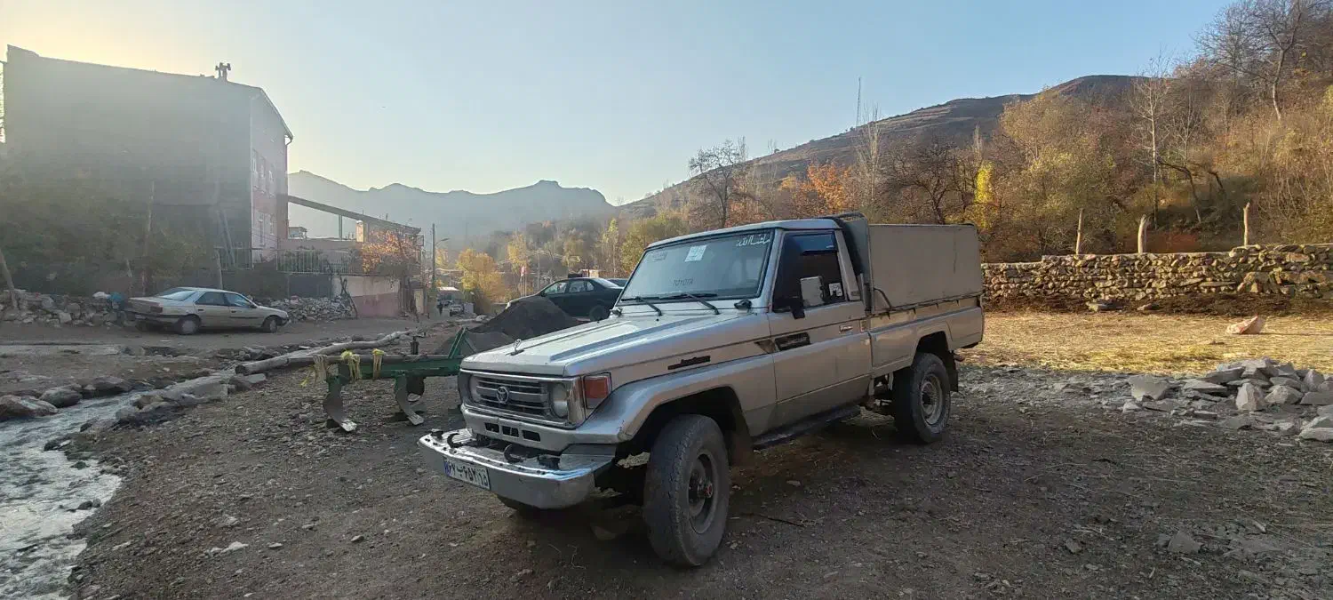 تویوتا|خودرو سواری و وانت|سنندج, |دیوار