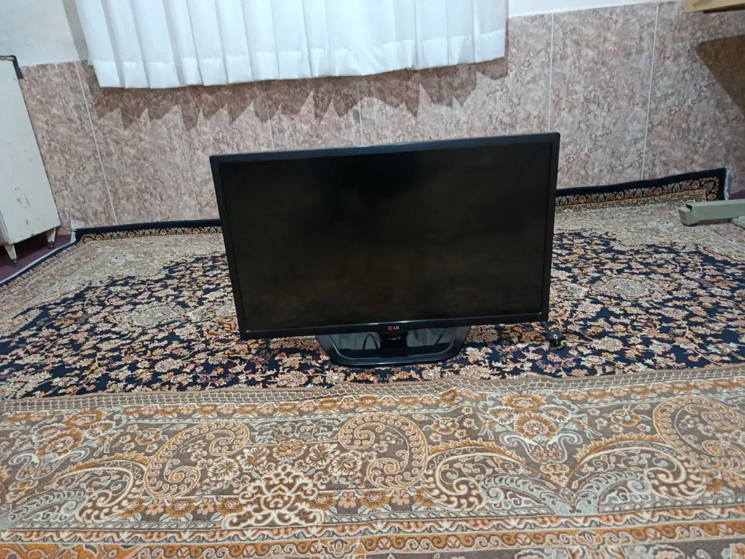 تلویزیون الجی ۳۲ کره ای... ال ای دی|تلویزیون و پروژکتور|همدان, |دیوار