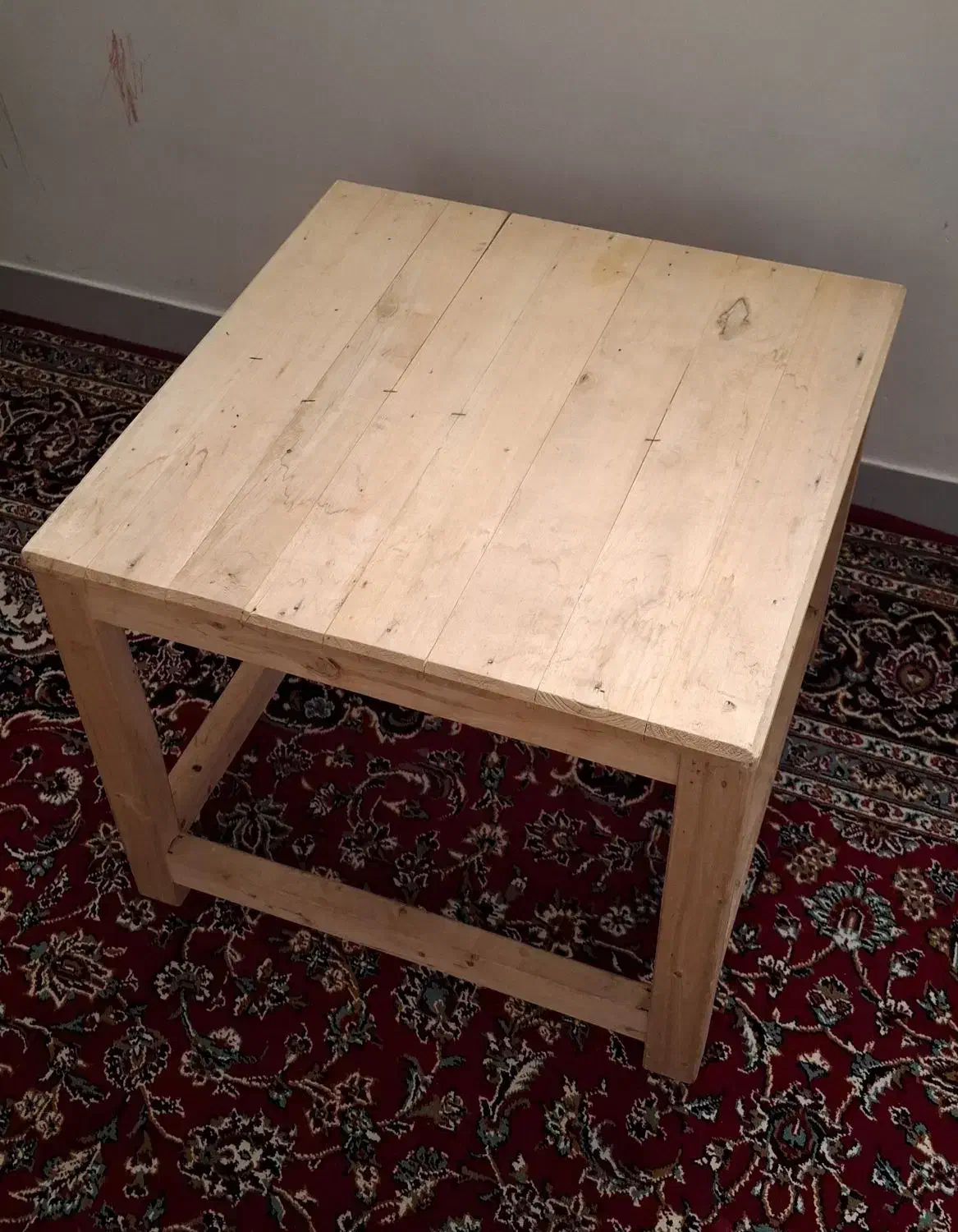 کرسی شب یلدا|مبلمان خانگی و میز عسلی|شهرکرد, |دیوار