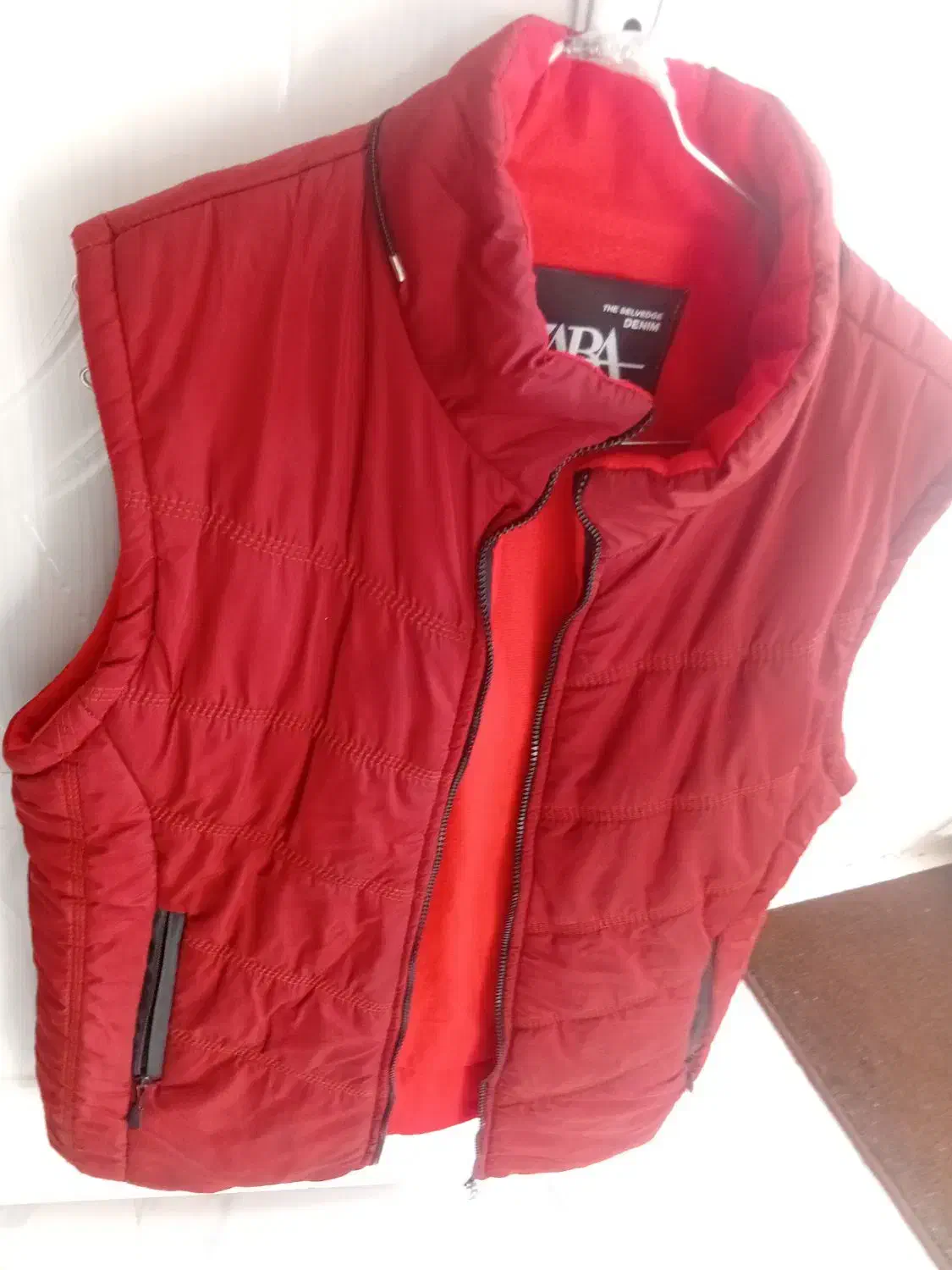 پافر  رنگ جگری درحدنو|لباس|کهریزک, |دیوار