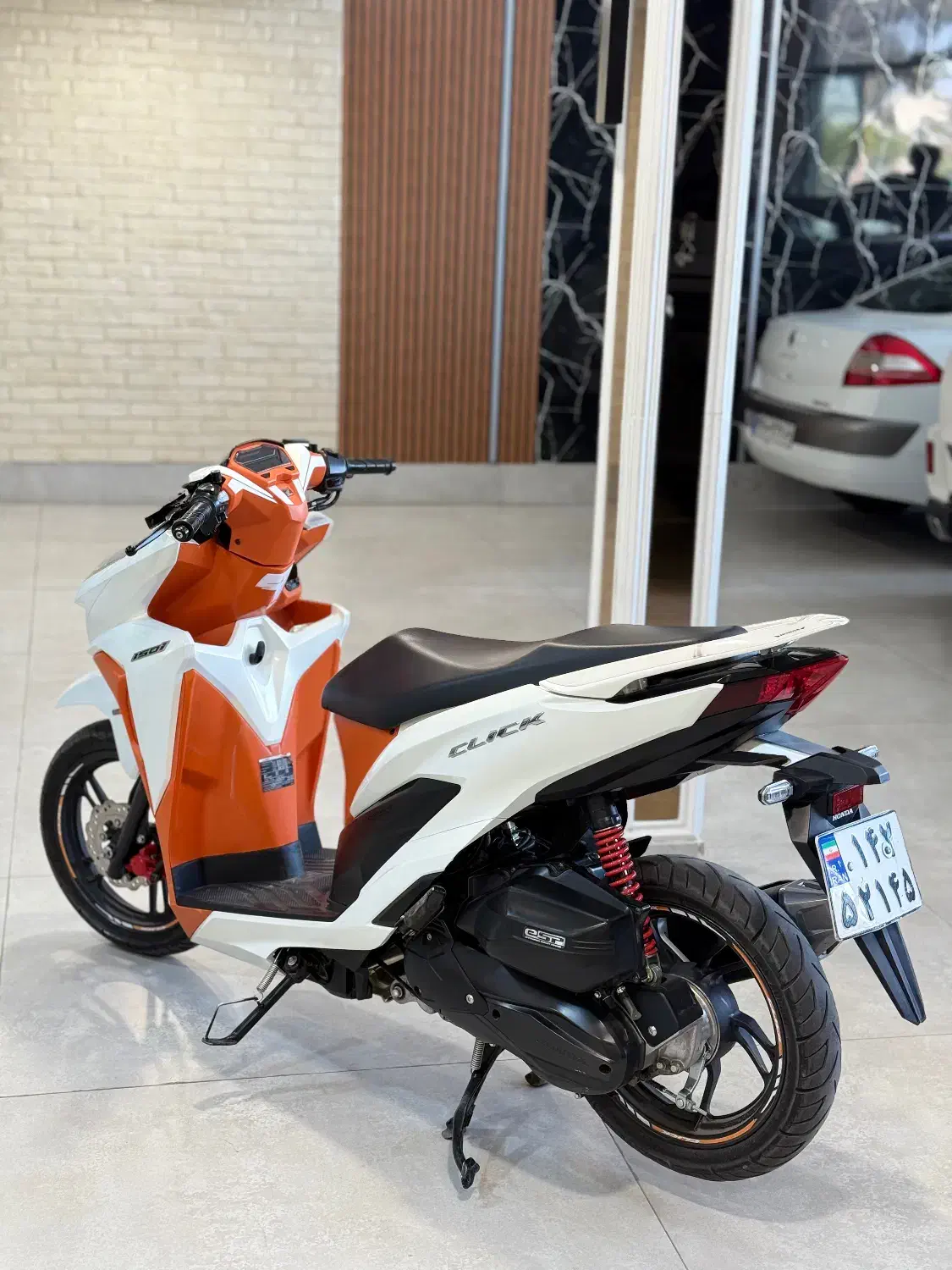 هوندا کلیک اصلی|موتورسیکلت|تربتحیدریه, جانبازان|دیوار