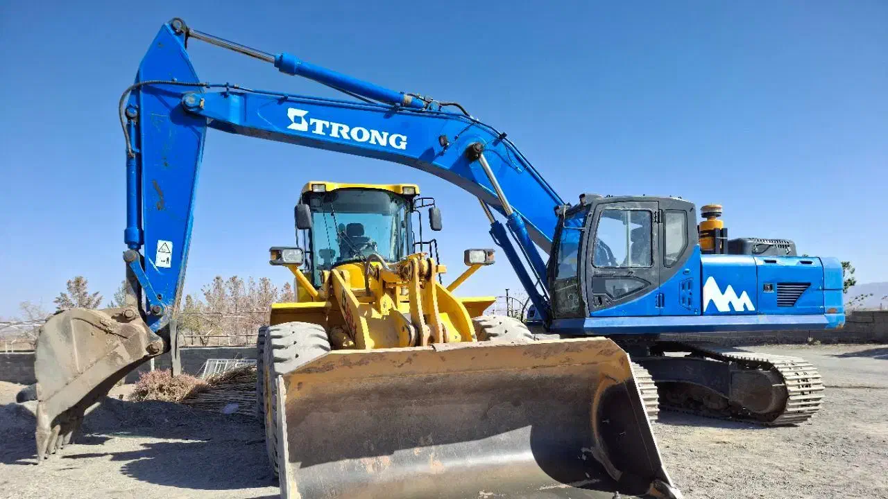 بیل مکانیکی فروشی یا همکاری و حفاری استخر|ماشین‌آلات صنعتی|کاشمر, |دیوار