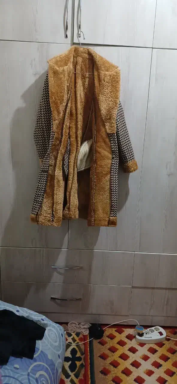 پالتو زنانه|لباس|مشکین‌دشت, |دیوار