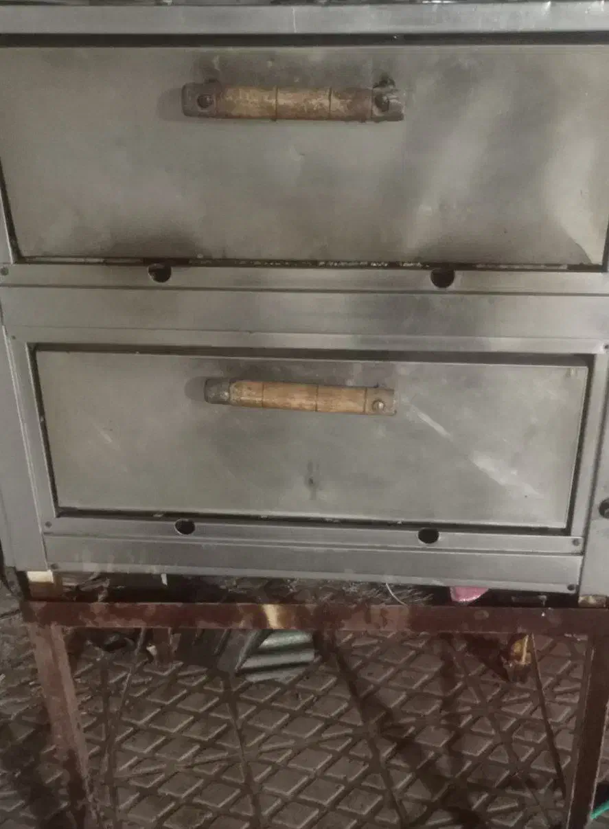 فر پیتزا|کافی‌شاپ و رستوران|رفسنجان, |دیوار