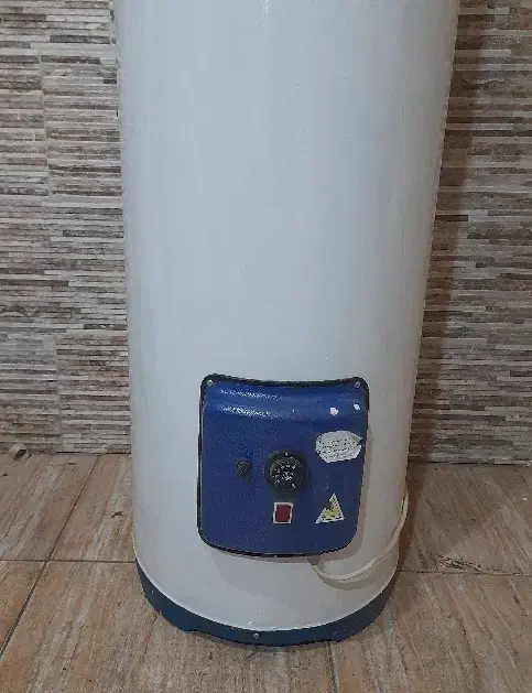 آبگرمکن ۱۸۰لیتری تهران سبحان ۷روز مهلت تست|آبگرمکن، پکیج، شوفاژ|آبادان, |دیوار