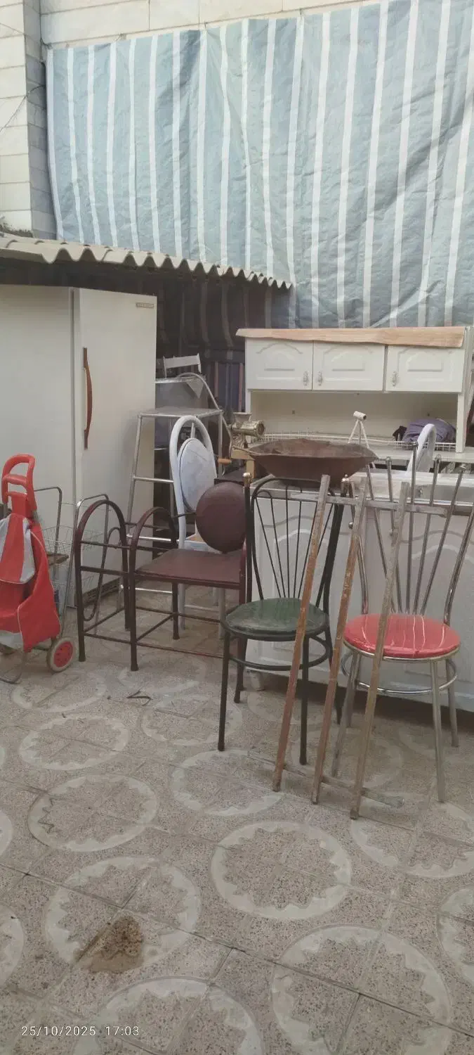 صندلی|صندلی و نیمکت|تویسرکان, |دیوار