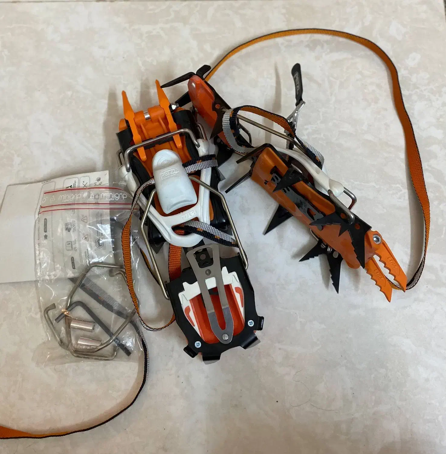 کرامپون پتزل لینکس، کلنگ گیرول ( باهم یا تکی)|کوهنوردی و کمپینگ|تهران, آهنگ|دیوار