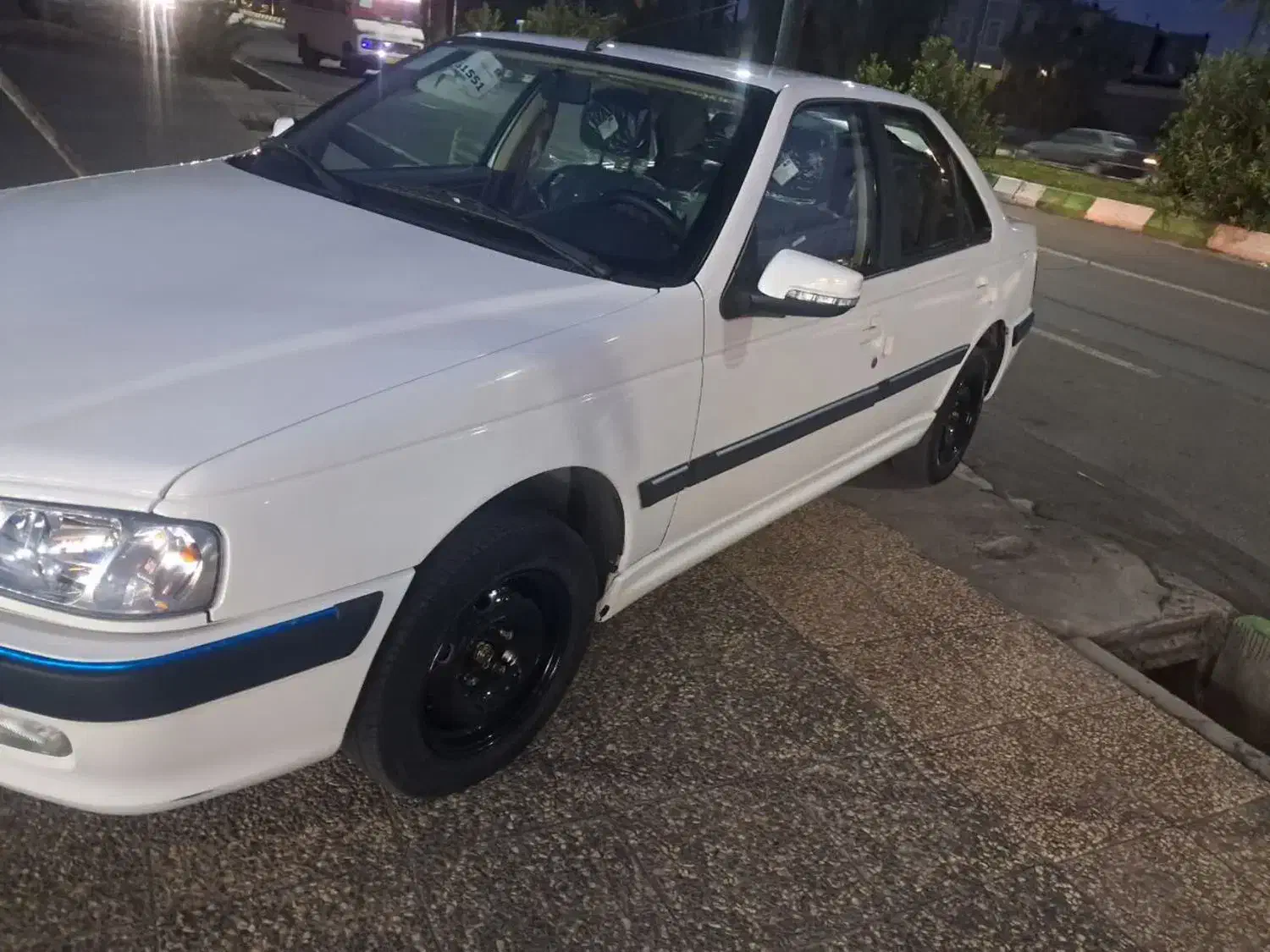 پژو پارس ۱۴۰۰|خودرو سواری و وانت|بم, |دیوار