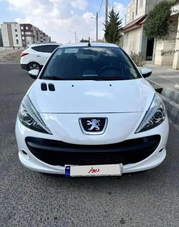 پژو۲۰۷ مدل ۱۴۰۳ سقف فلز درحد|خودرو سواری و وانت|دورود, |دیوار