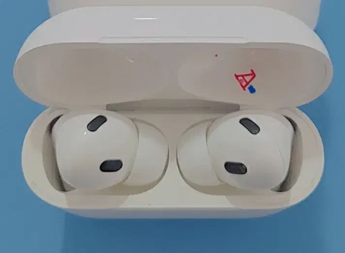 ایرپاد Poro5 طرح اپل همراه کابل|لوازم جانبی موبایل و تبلت|نیشابور, گنبد سبز|دیوار