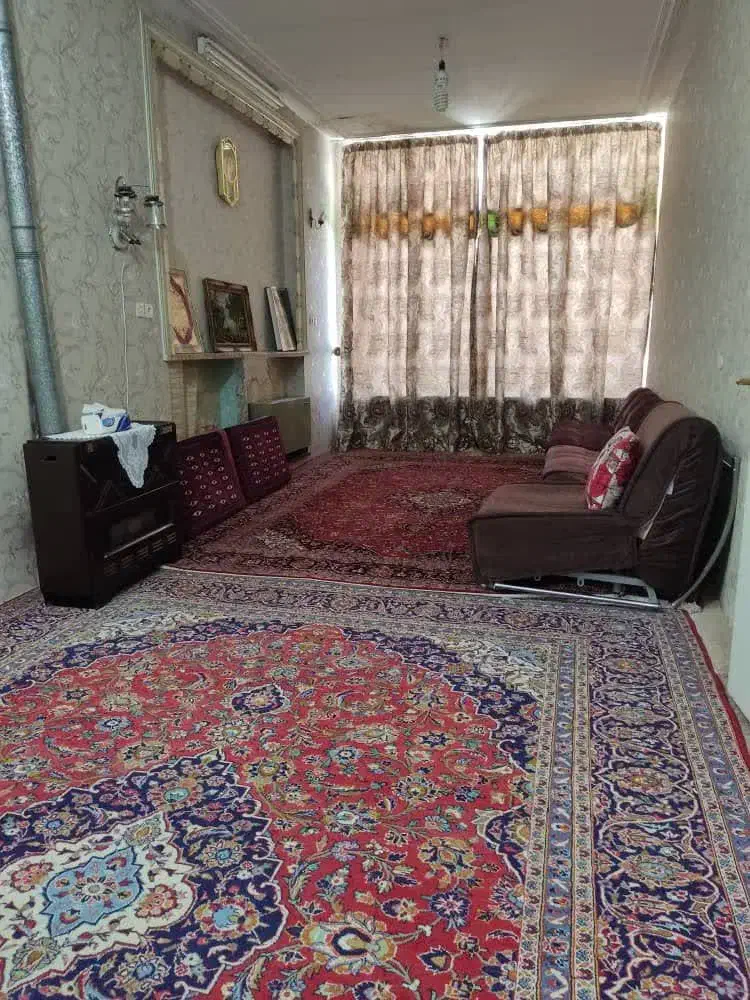 فروش خانه ویلایی ۴۰۰ متری ۵ خوابه در باجک یک|فروش خانه و ویلا|قم, باجک یک|دیوار