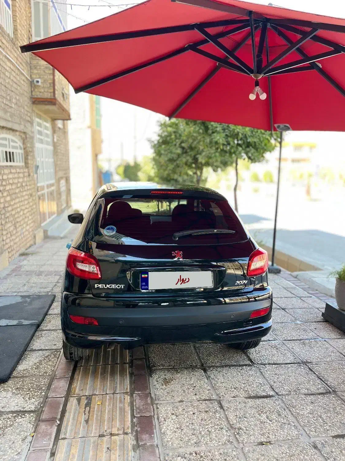 207Tu5 سقف فلز مدل ۱۴۰۴|خودرو سواری و وانت|شیراز, میانرود|دیوار