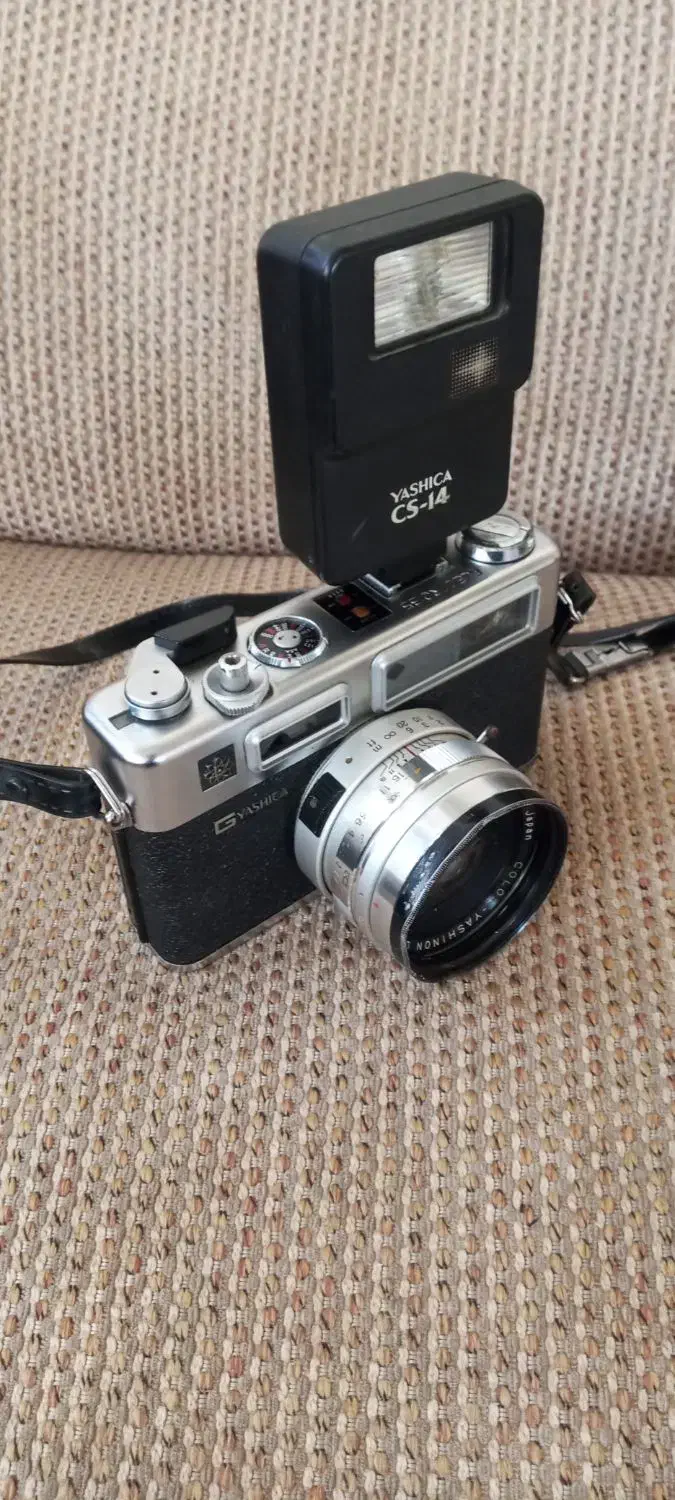 دوربین عکاسی قدیمی|دوربین عکاسی و فیلمبرداری|اندیشه, اندیشه فاز ۳|دیوار