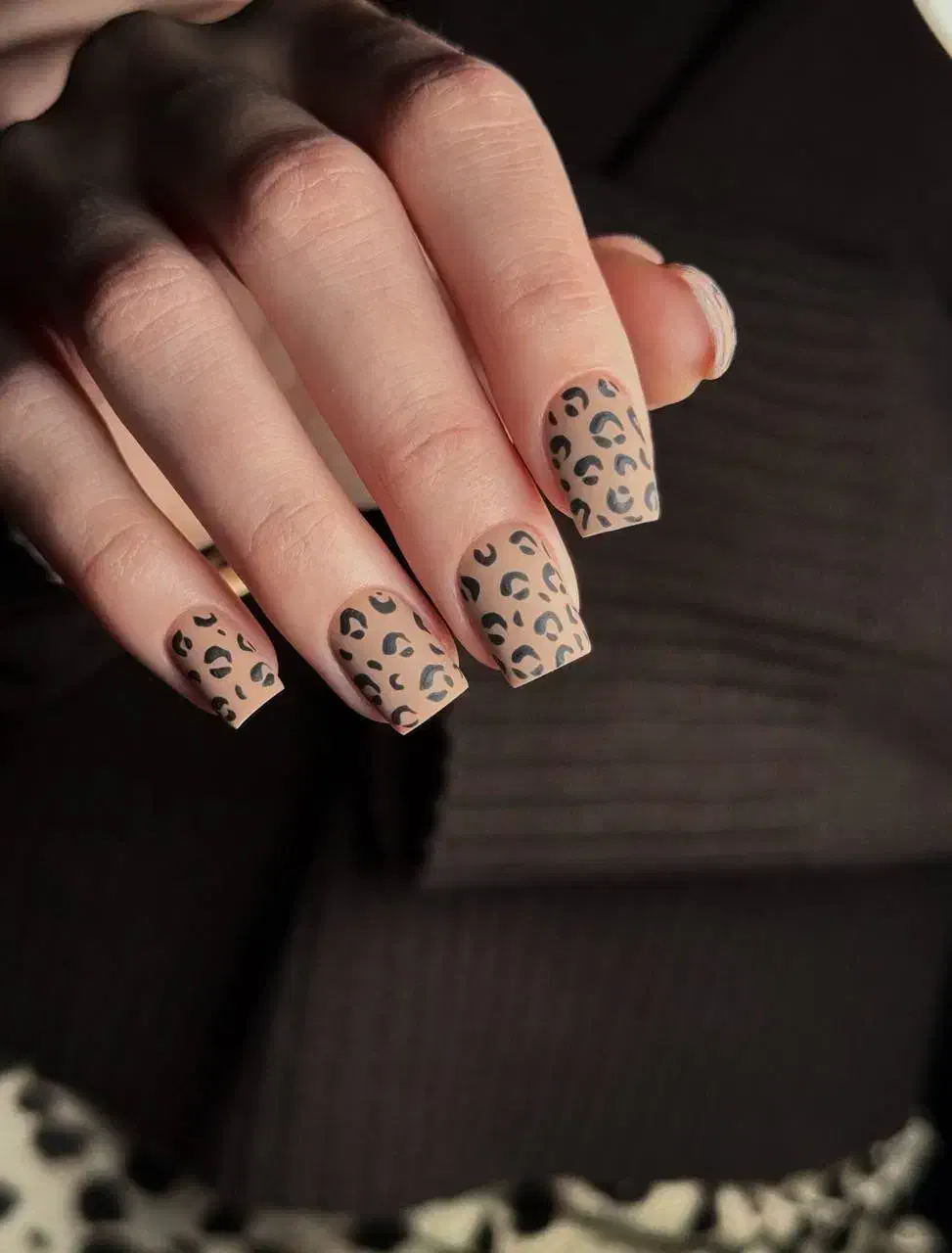 تخفیف کاشت ناخن|خدمات آرایشگری و زیبایی|دورود, |دیوار