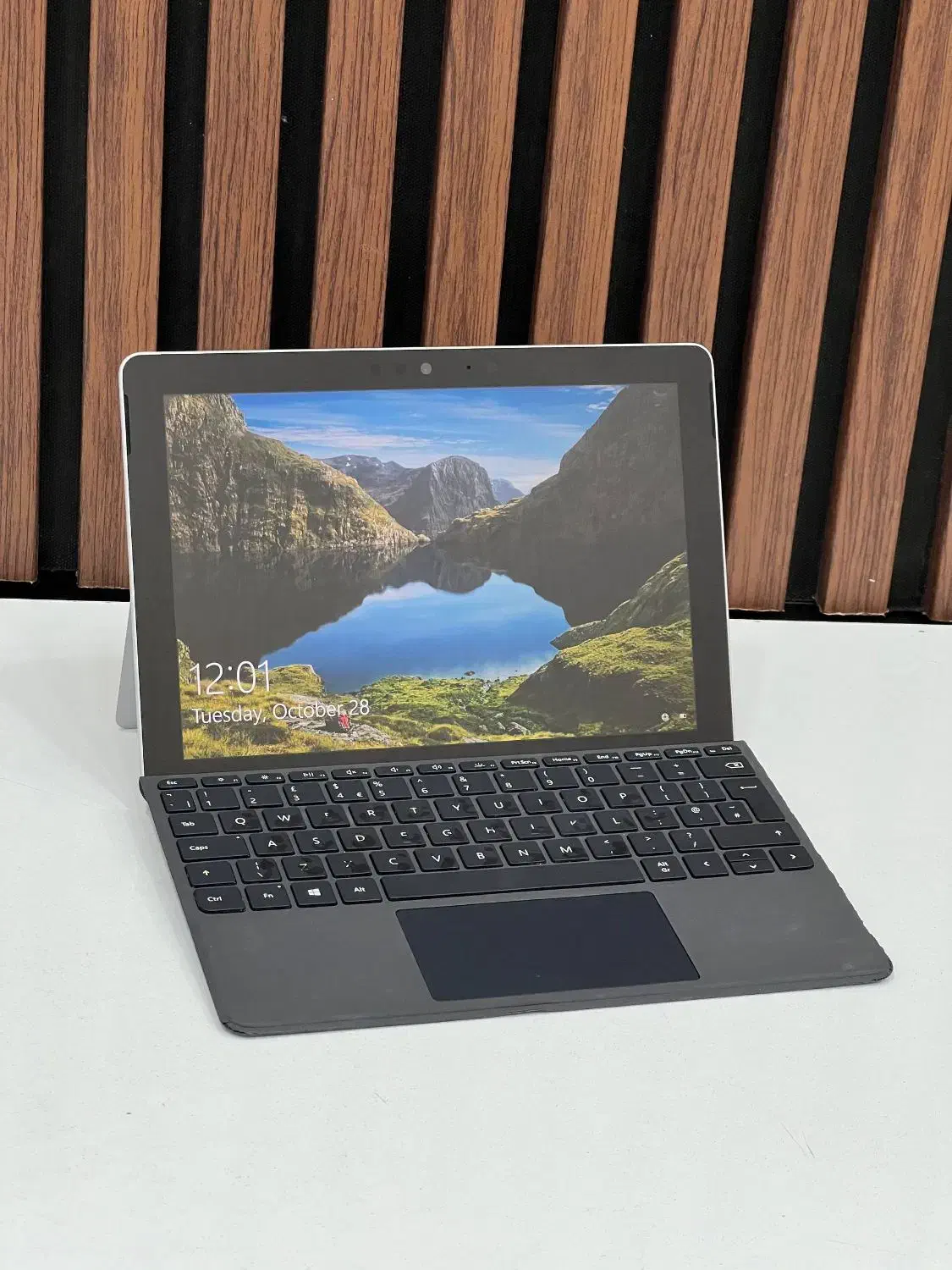 سرفیس|رایانه همراه|بروجرد, |دیوار