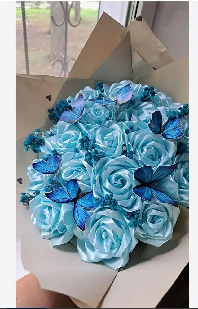 دسته گل با ربان|گل مصنوعی|قم, سراجه (۱۵ خرداد)|دیوار