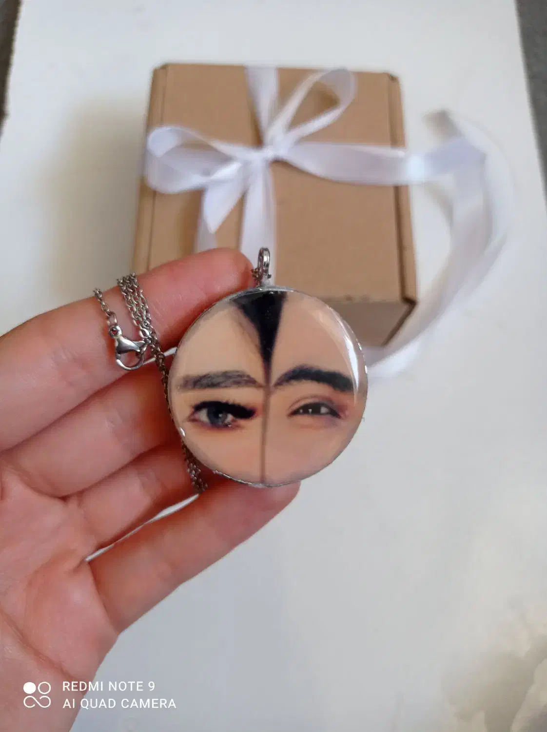 آویز و جاسوییچی رزینی|زیورآلات و اکسسوری|بانه, |دیوار