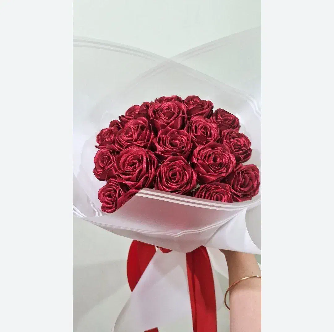 دسته گل و باکس گل ربانی|گل مصنوعی|شیروان (خراسان), |دیوار