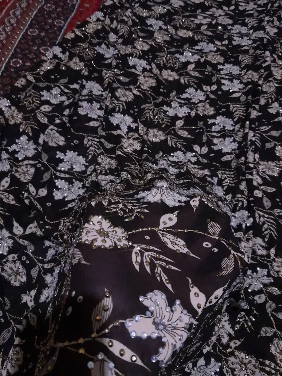 کراس کوا|لباس|جوانرود, |دیوار