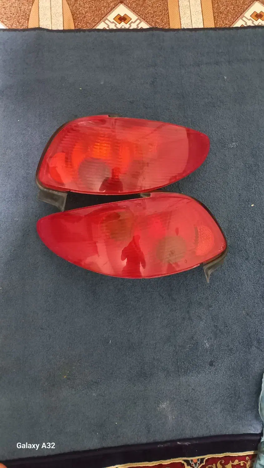 کاپوت۲۰۶یه جفت چراغ نو عقب ۲۰۶ودرب عقب وانت|قطعات یدکی و لوازم جانبی|کرمانشاه, |دیوار