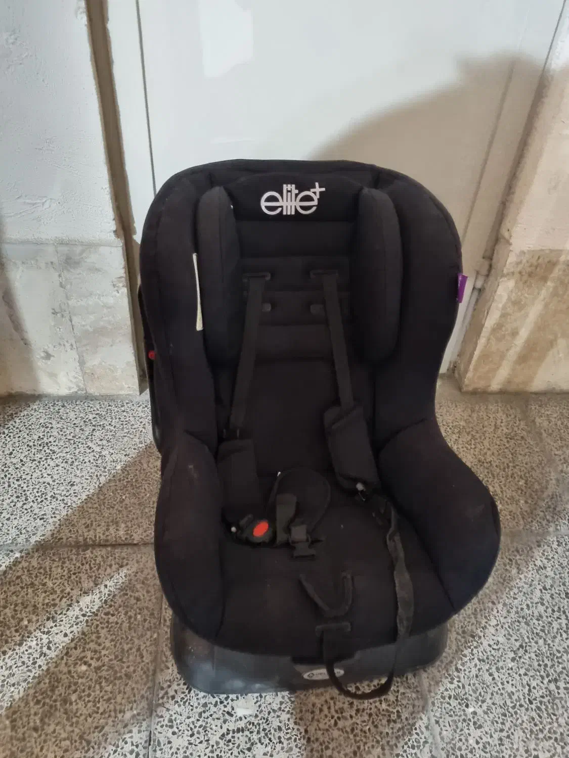 صندلی ماشین|تخت و صندلی بچه|سمنان, |دیوار