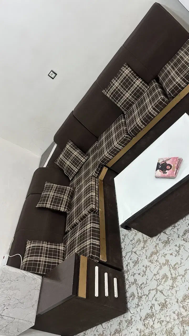 مبل 7 نفره|مبلمان خانگی و میز عسلی|مهران (ایلام), |دیوار