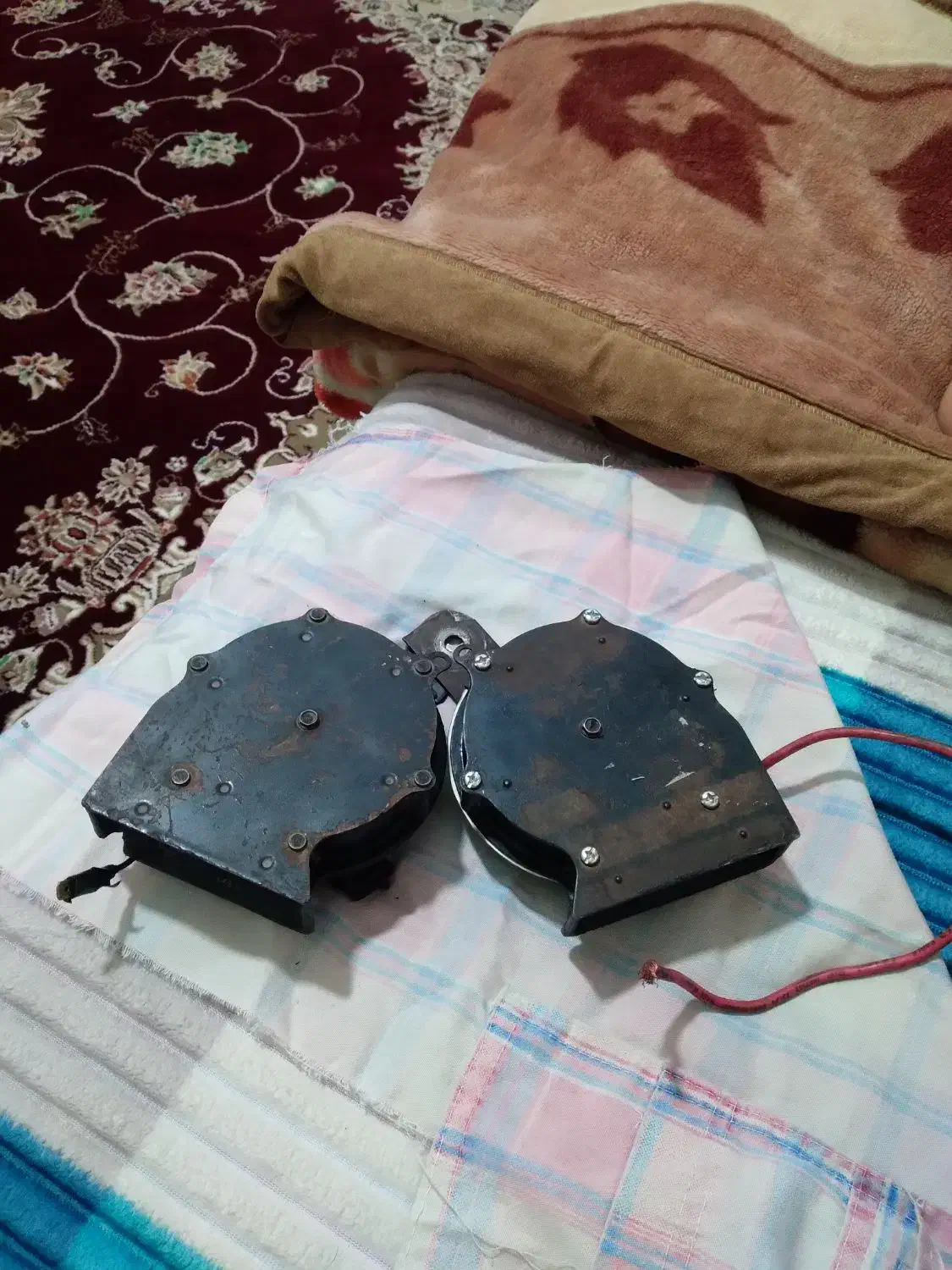 بوق کاپریسی(کتابی)|قطعات یدکی و لوازم جانبی|شیراز, باغ تخت|دیوار