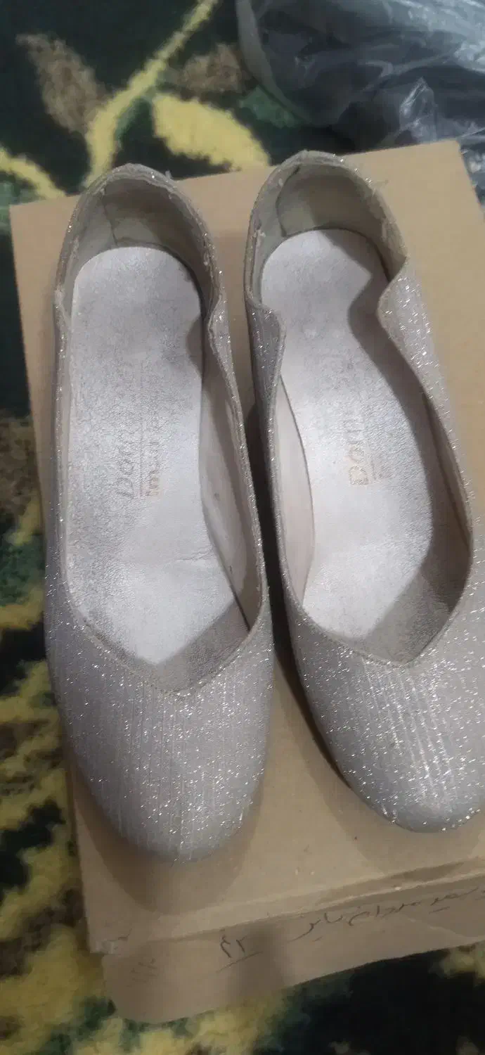 کفش دخترانه سایز ۳۳|کیف، کفش، کمربند|اهواز, کمپلو جنوبی|دیوار