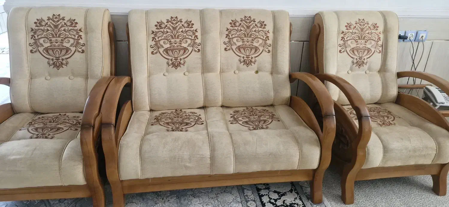 مبلمان|مبلمان خانگی و میز عسلی|درودزن, |دیوار