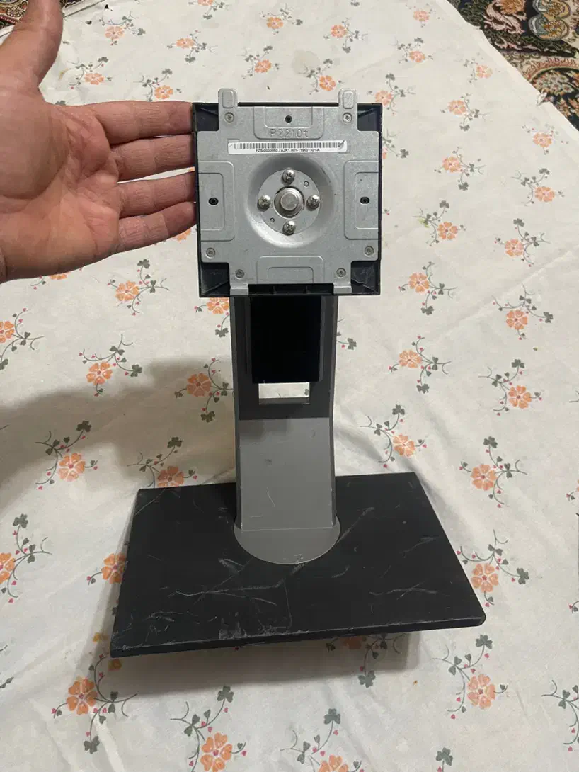 تعدادی لوازم خانگی و خودرو|حراج|نجفآباد, شهید بهشتی|دیوار