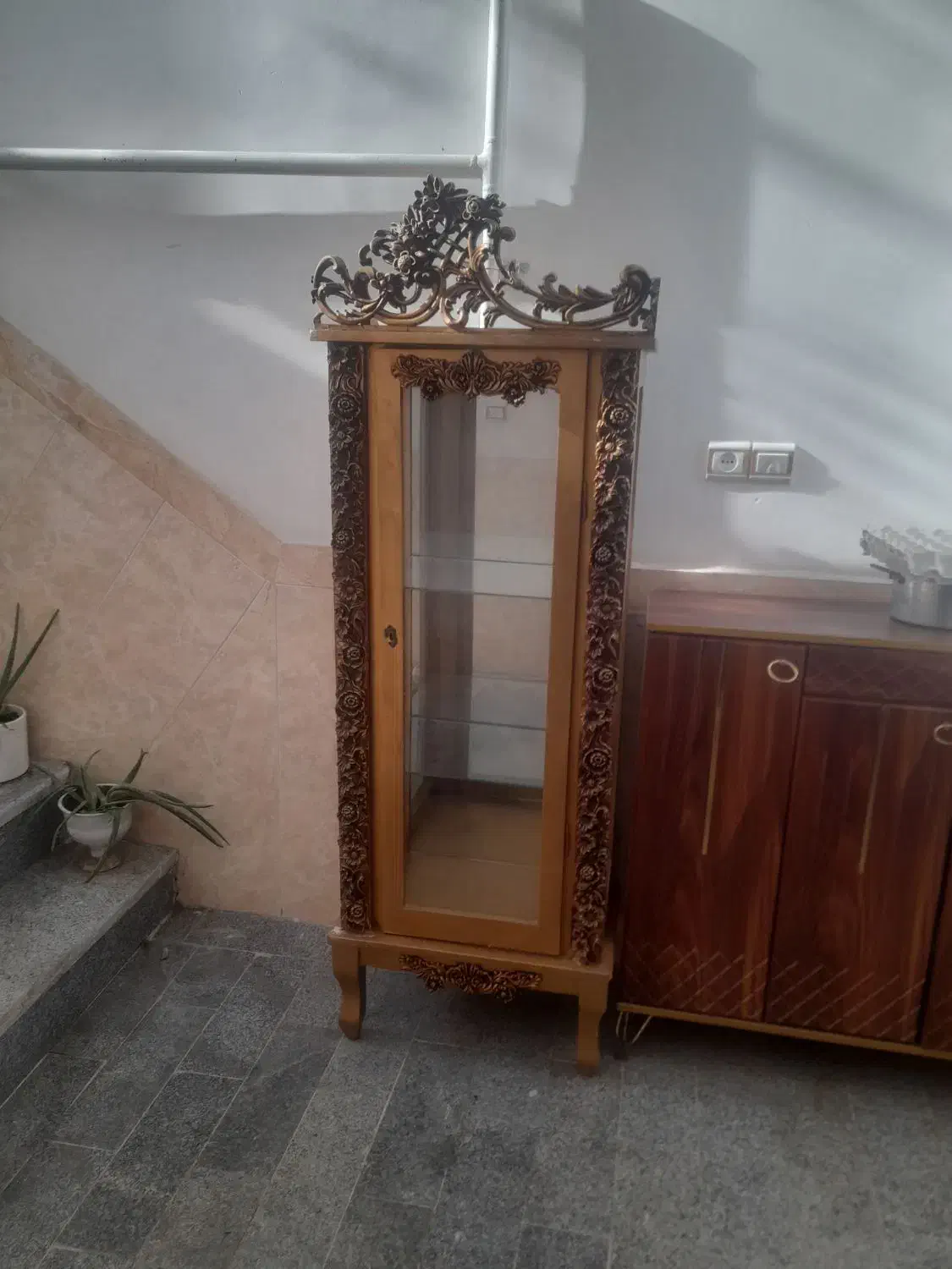 بوفه سالم ۱میلیون و۶۰۰|بوفه، ویترین، کنسول|یزد, |دیوار