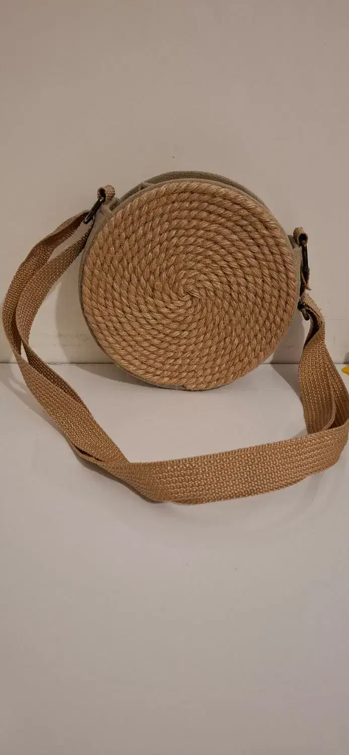 کیف حصیری|کیف، کفش، کمربند|مهاباد (آذربایجان غربی), |دیوار