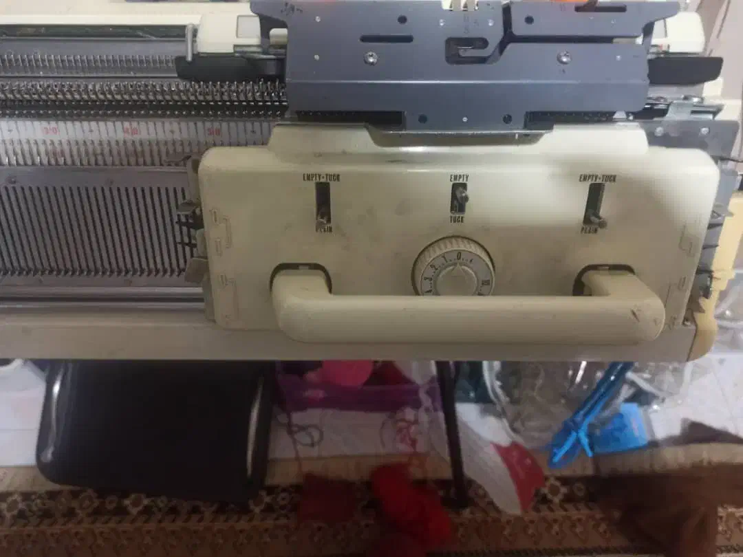 ماشین بافتنی وبافندگی تویوتا|چرخ خیاطی و ریسندگی|تهران, امیریه|دیوار