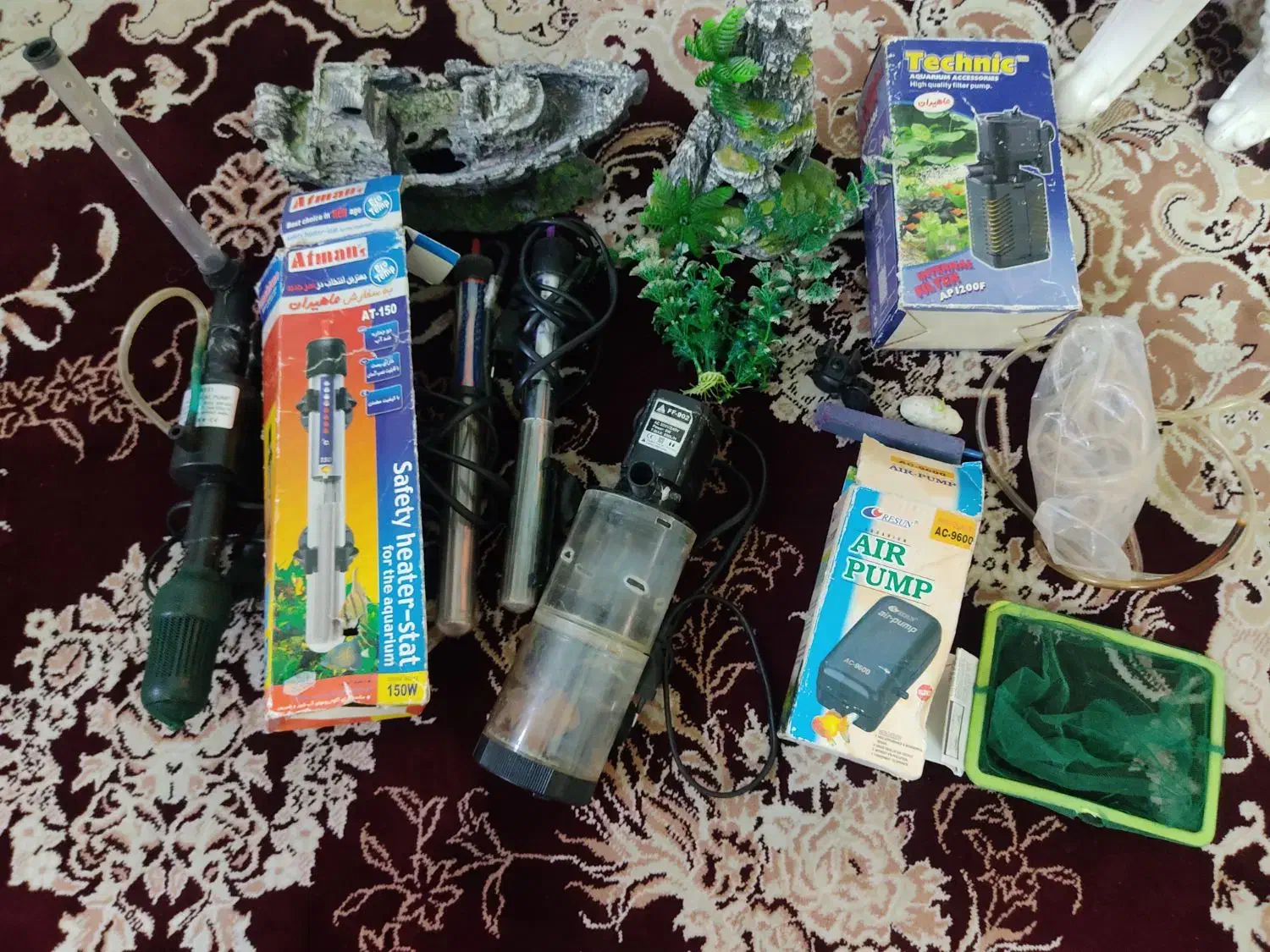 لوازم آکواریوم همشون سالم به دلیل دیگه فروختن ماهی|ماهی|تهران, هاشمی|دیوار