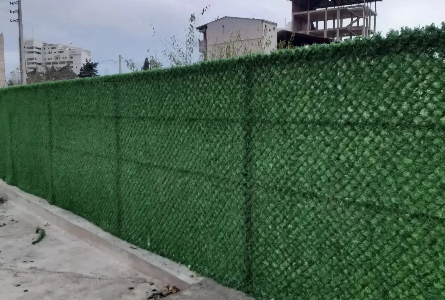 نصب چمن مصنوعی وطراحی گل وبوته|استخدام معماری، عمران و ساختمانی|قزوین, |دیوار