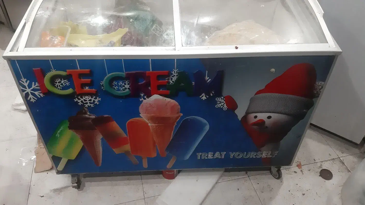 فریزر بستنی صندوقی یخچال|کافی‌شاپ و رستوران|مشهد, انقلاب|دیوار