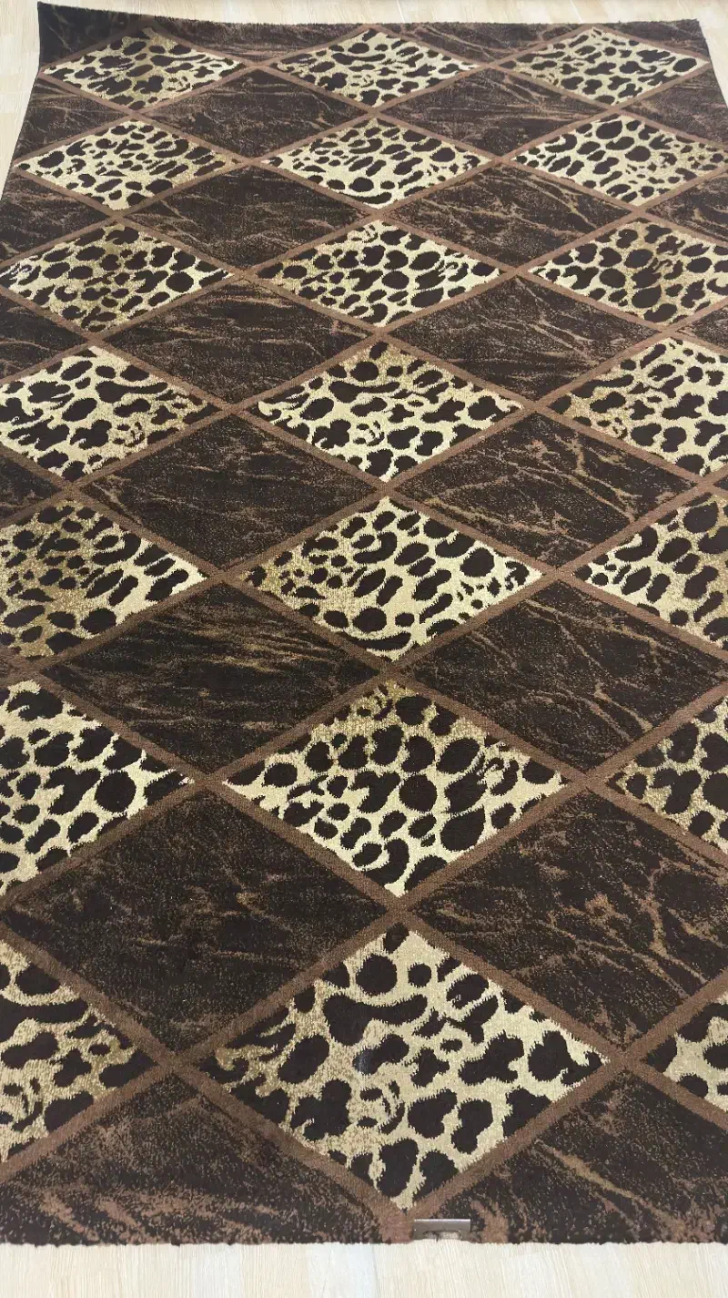 فرش|فرش|فومن, |دیوار