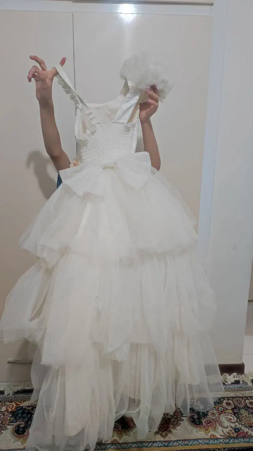 لباس عروس|لباس|قائم‌شهر, |دیوار