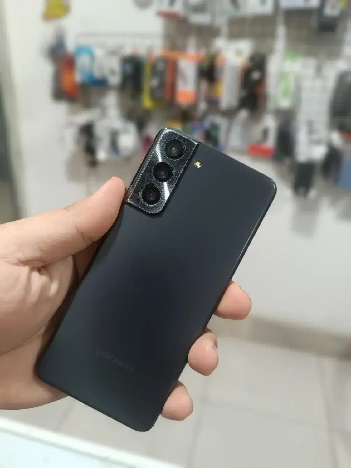 گوشی s21 رم 8 128|موبایل|مشهد, میان ولایت|دیوار